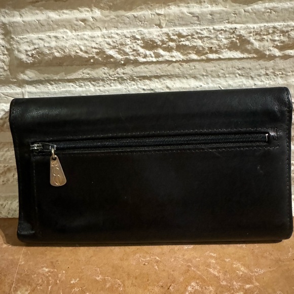 Bosca Italian leather snap wallet clutch sleek and beautiful - Picture 3 of 11